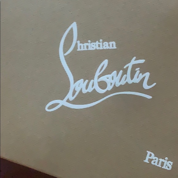 Red bottoms - Picture 2 of 4